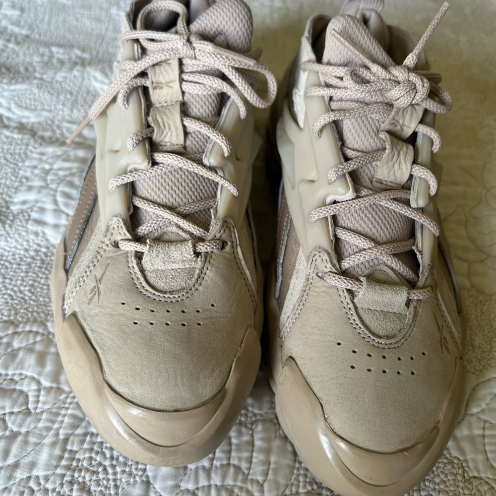 Reebok CARDI B X CLUB C V2 Women's Athletic Sneaker Beige US Size 8…